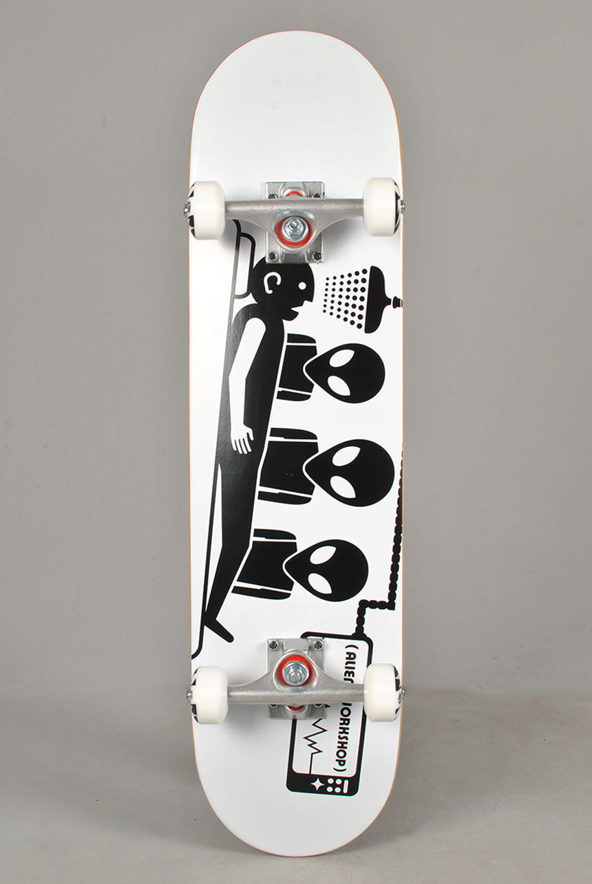 Abduction, White/Black 7.75 Komplett Skateboard