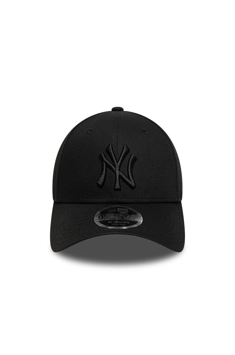 New York Yankees MLB Black 9Forty M-Crown Adjustable Cap
