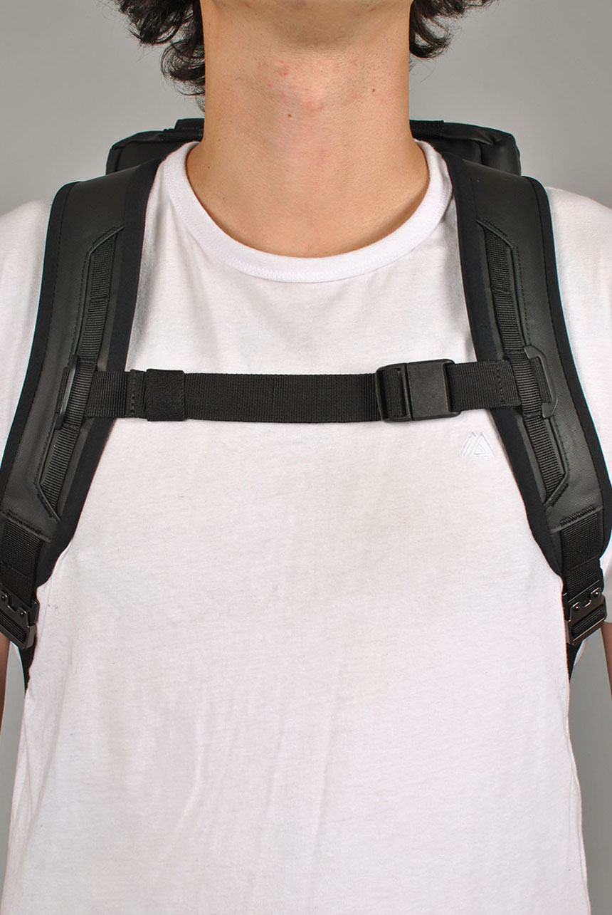 The Hytta Backpack 50L, Black Out
