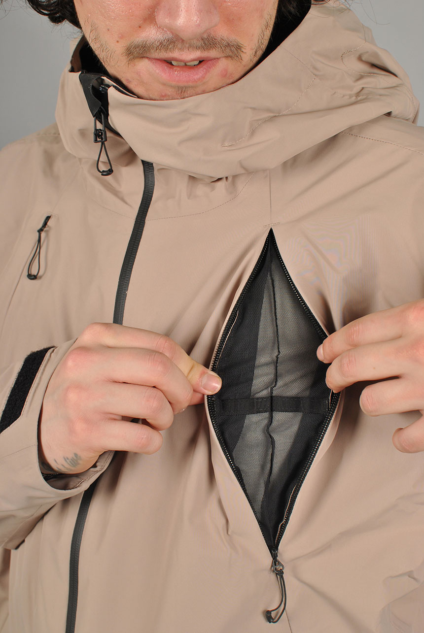 Futuretrust 2L Jacket | L | Summit-Taupe | 9010510621672