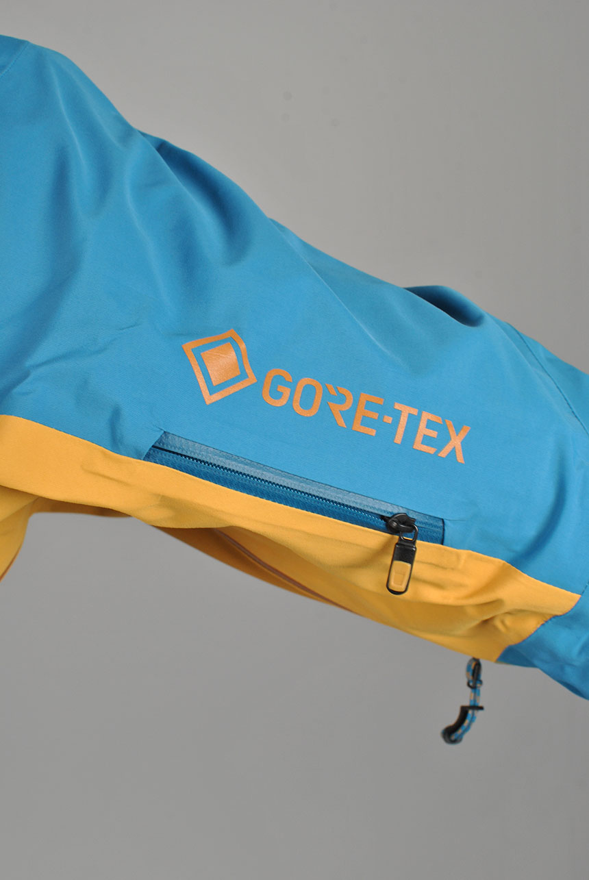 [ak] Gore-Tex® Swash Jacket, Celest Blue