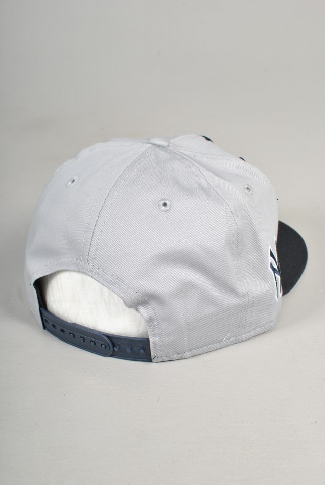 NY Yankees Big Punch Snapback Cap, Grey