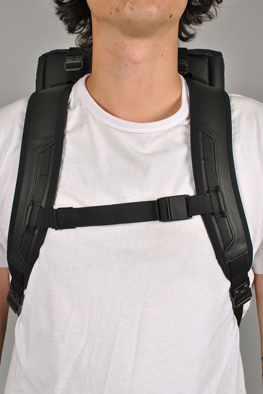 The Hytta Backpack 70L, Black Out