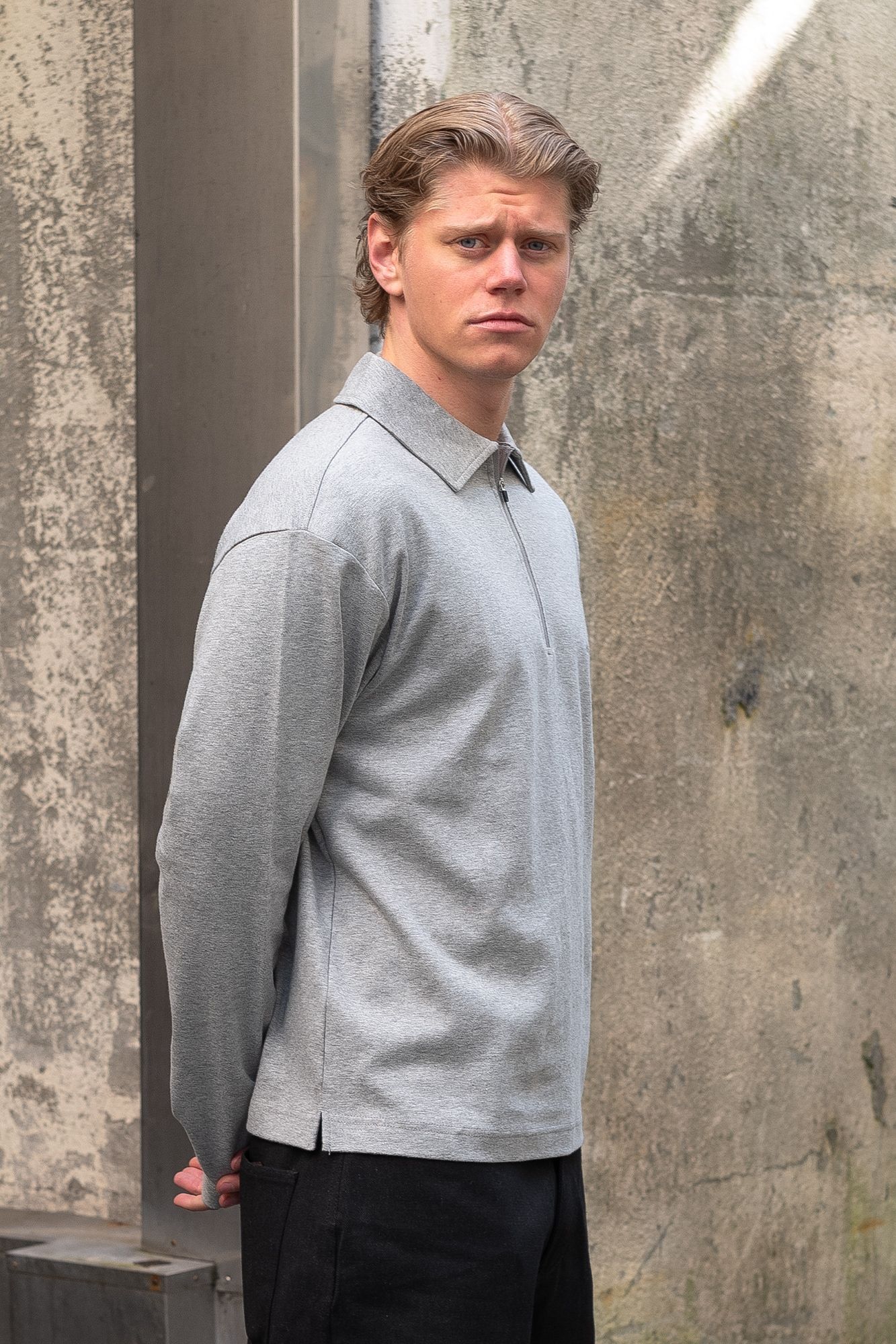 Script Half Zip Polo