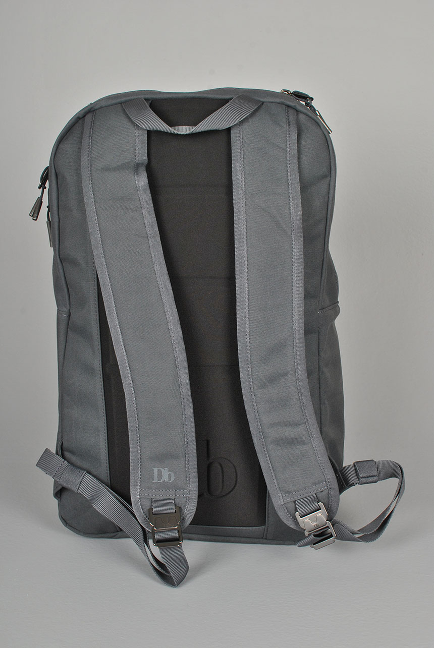 The Världsvan Backpack 17L, Gneiss