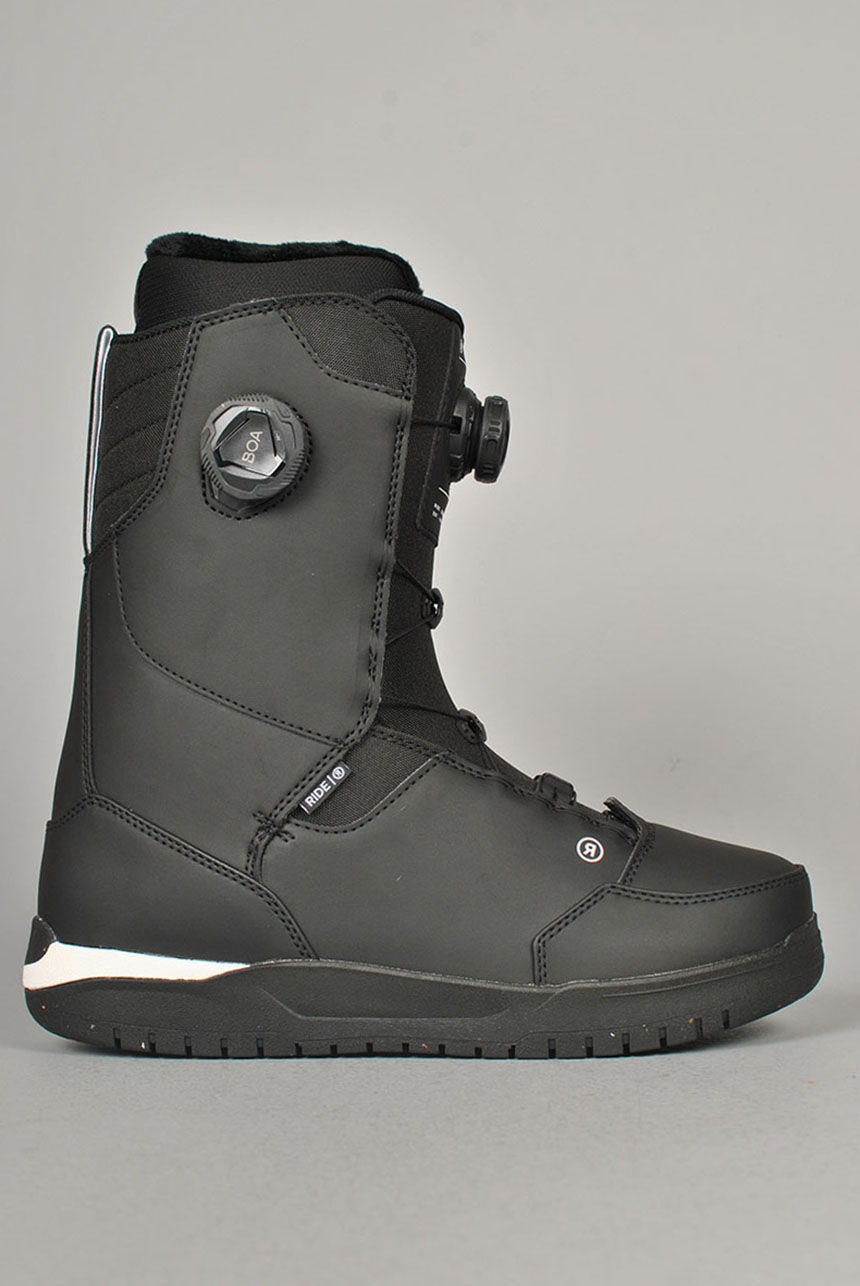 Medium stiff snowboard boots best sale