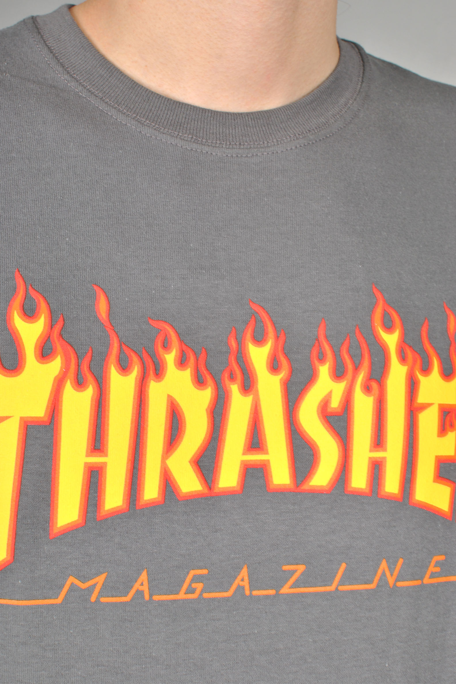 Flame Logo T-shirt, Charcoal