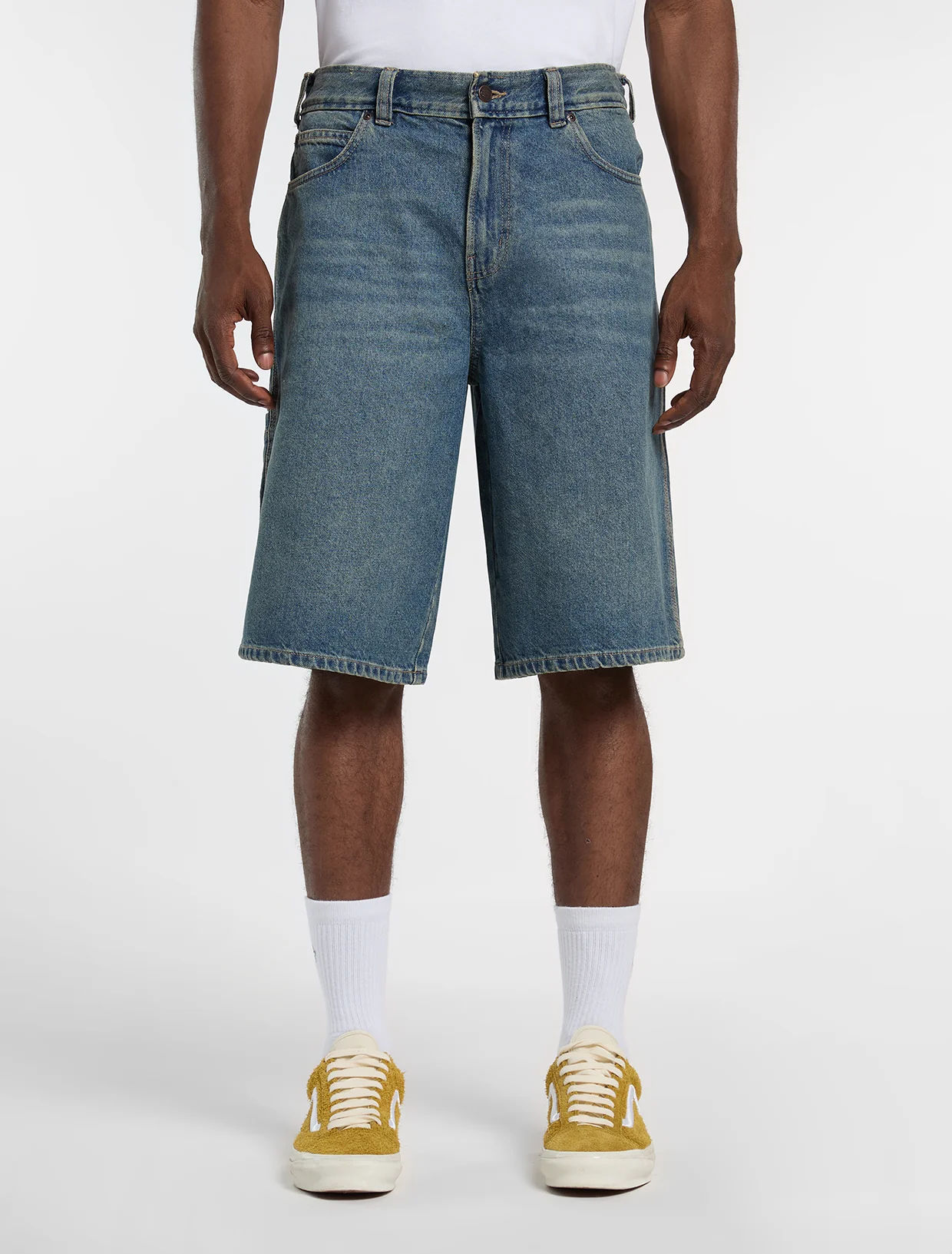 958 13 Inch Loose Short Jeans