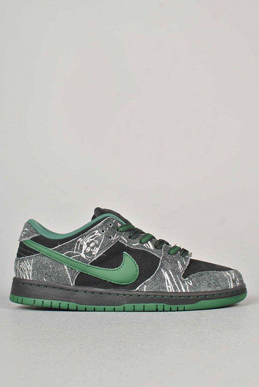 Dunk Low Pro QS x There