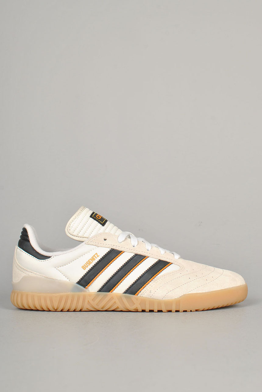 Busenitz Indoor Super