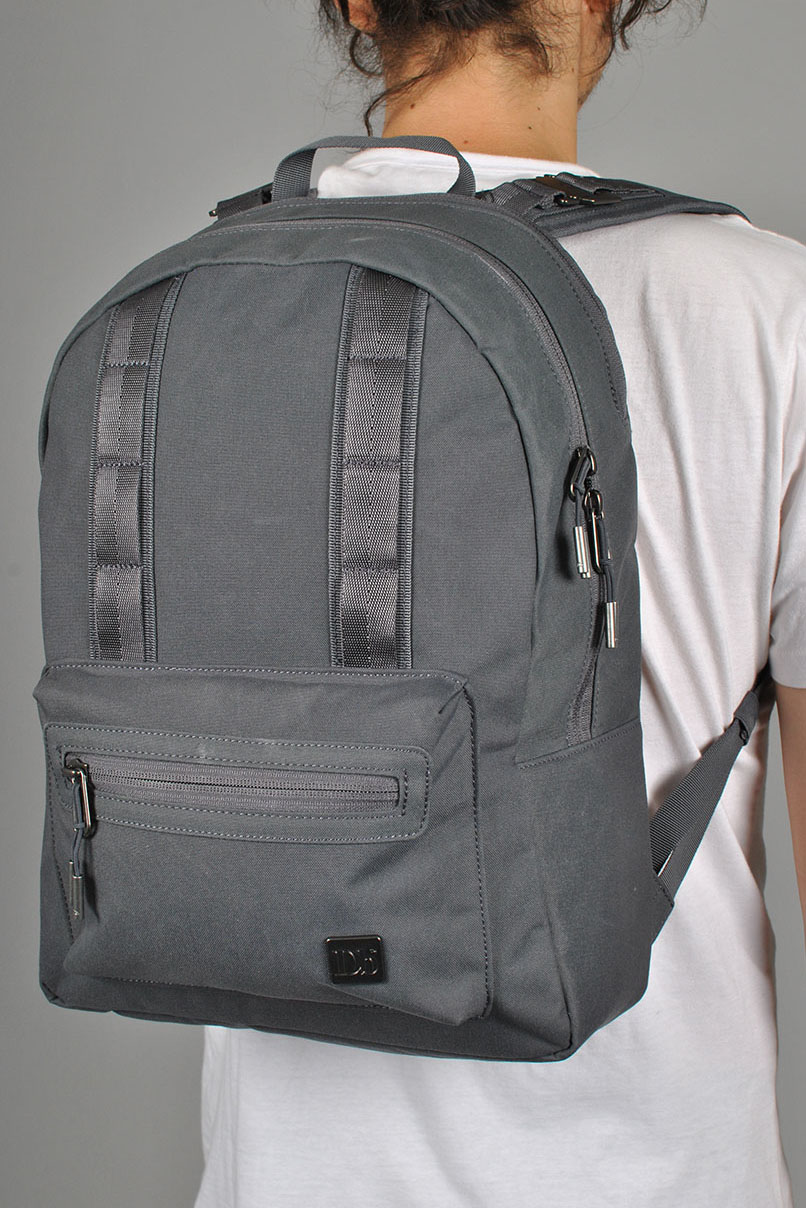 The Æra Backpack 16L, Gneiss