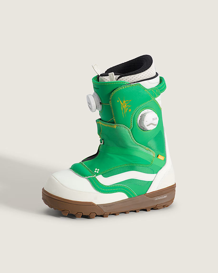 The Progress Snowboard Boot