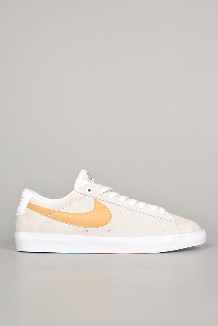 nike sb blazer low gt white